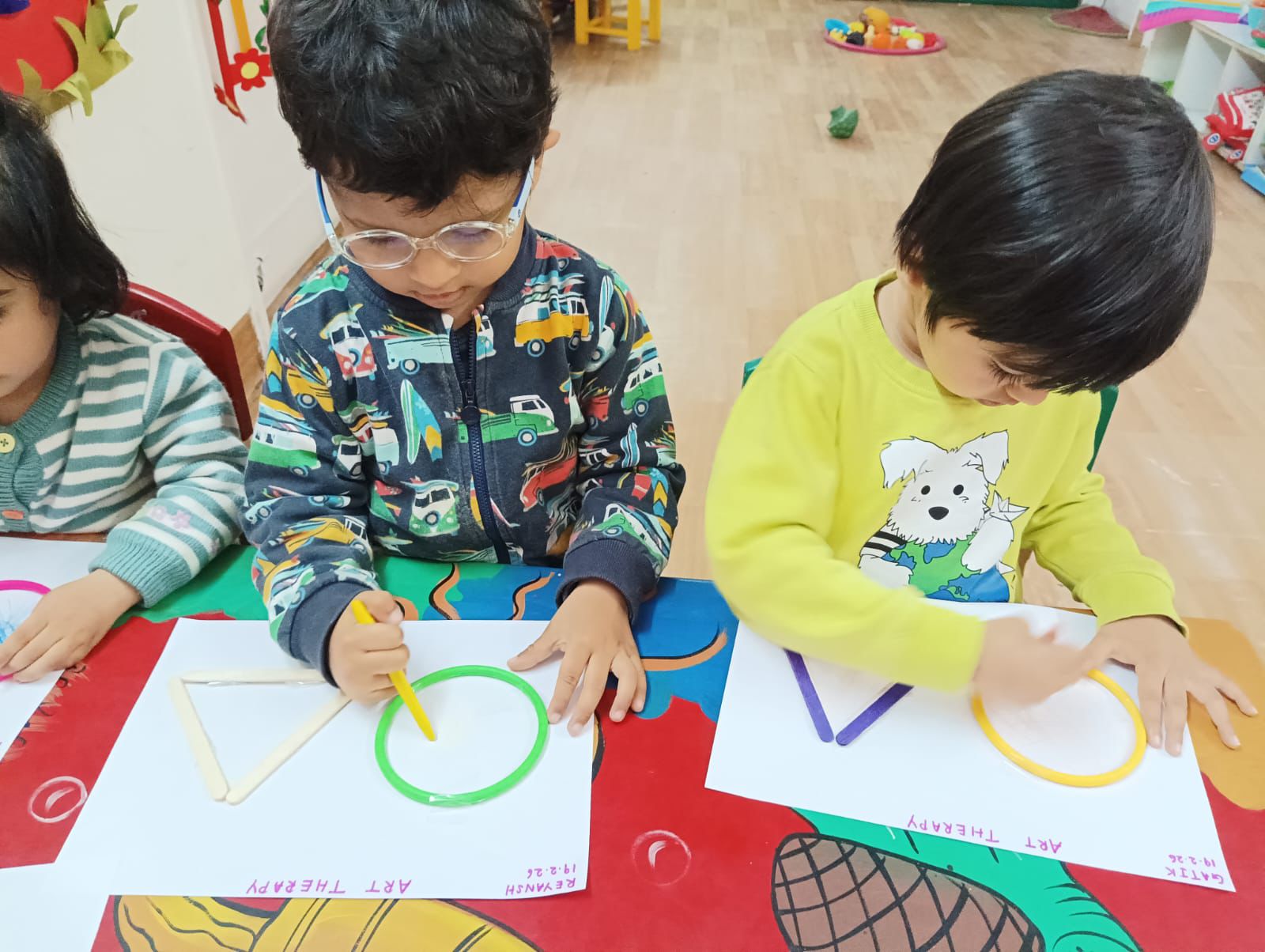 Art & shapes therapy